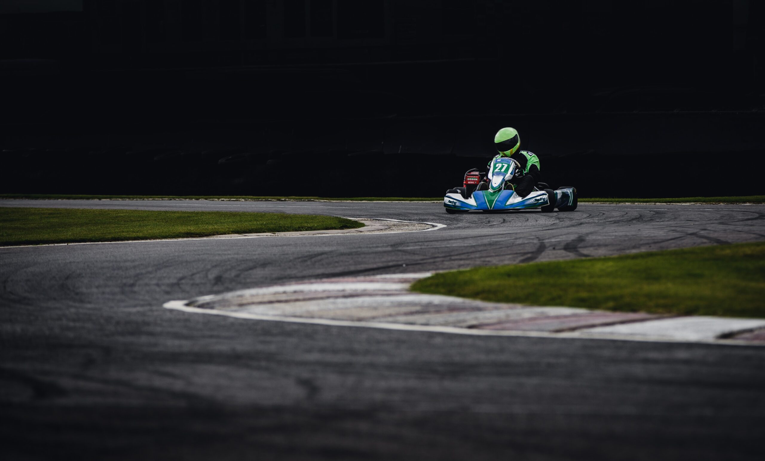 Scopri di più sull'articolo Corso di Kart per bambini con prova in pista