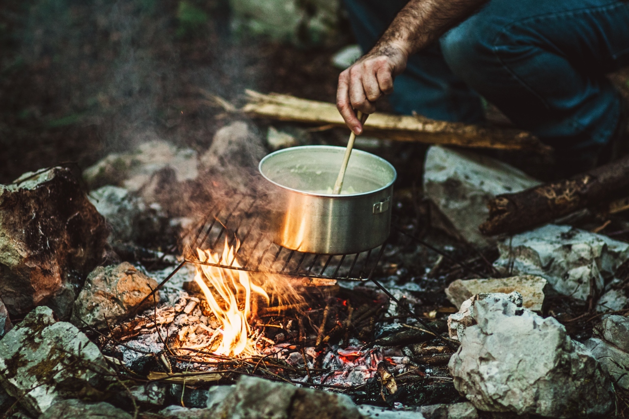 Scopri di più sull'articolo Sopravvivenza, a Rocca Priora tre giorni a tutto bushcraft