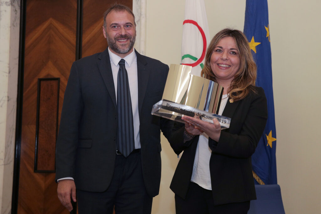 Alessandro Battisti (Presidente provinciale Roma di OPES) e DEbora Diodati (Presidente della CRI - Comitato area metropolitana di Roma Capitale)