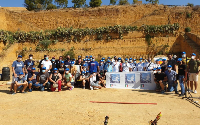 Scopri di più sull'articolo Non Solo Assistenza: grande partecipazione all’evento di tiro con l’arco grazie alla presenza di Willy Fuchsova