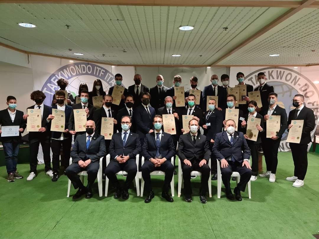 Scopri di più sull'articolo Al Simply The Best premiati i migliori atleti del Taekwondo ITF di OPES