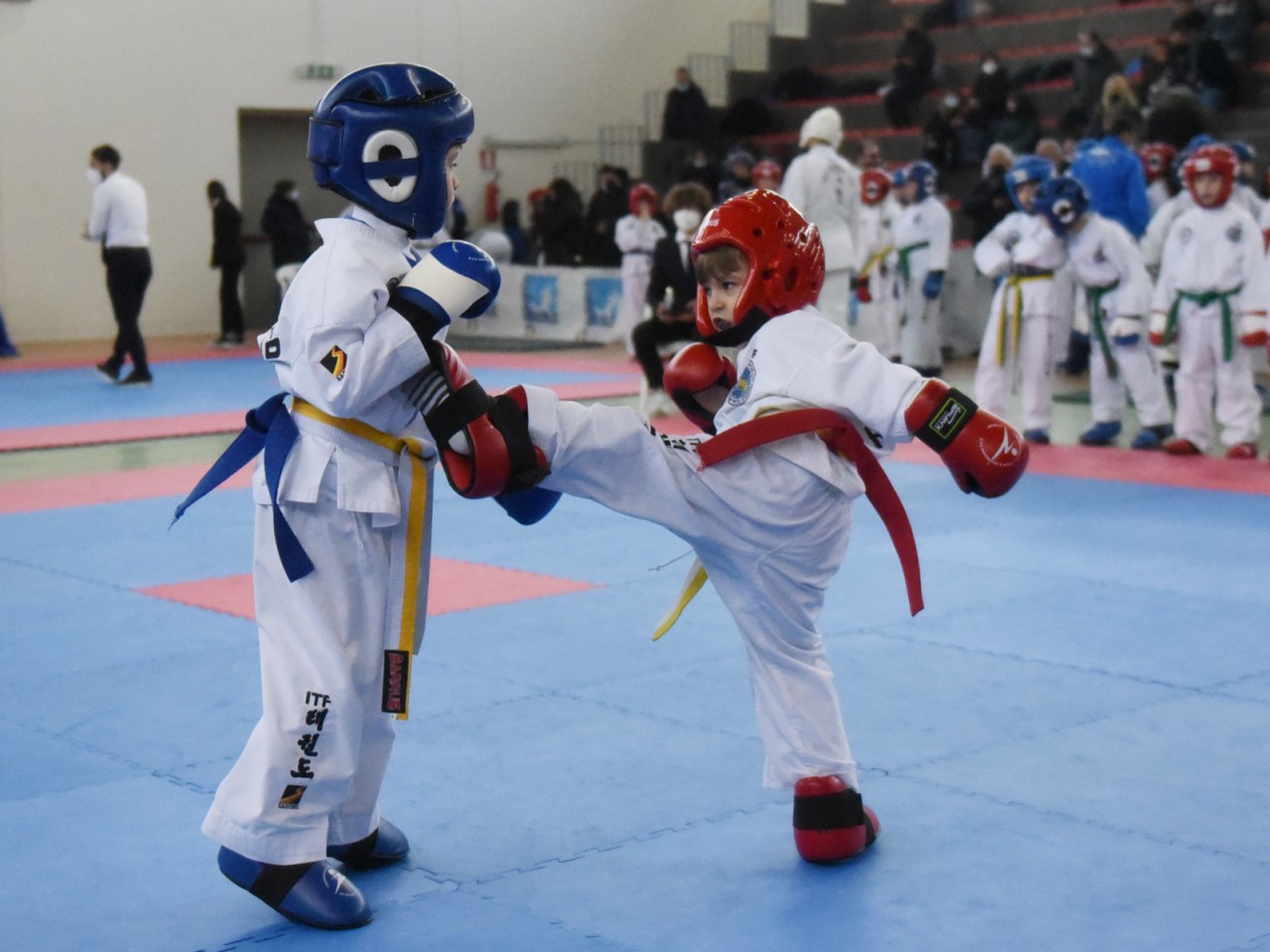 Scopri di più sull'articolo Il 2021 del Taekwondo ITF di OPES si è chiuso a Minervino Murge con l’Open Training Taekwondo ITF e Kickboxing