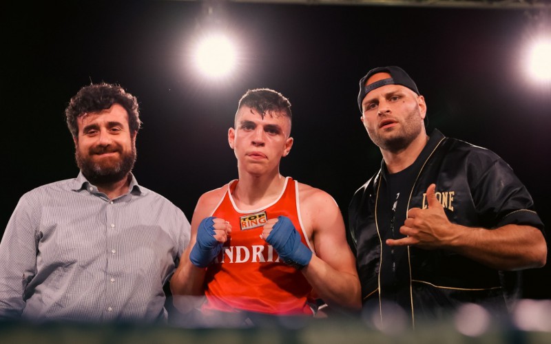 Scopri di più sull'articolo Al Gran Galà di kickboxing e pugilato è en plein per gli atleti della Den Of Tigers Gym