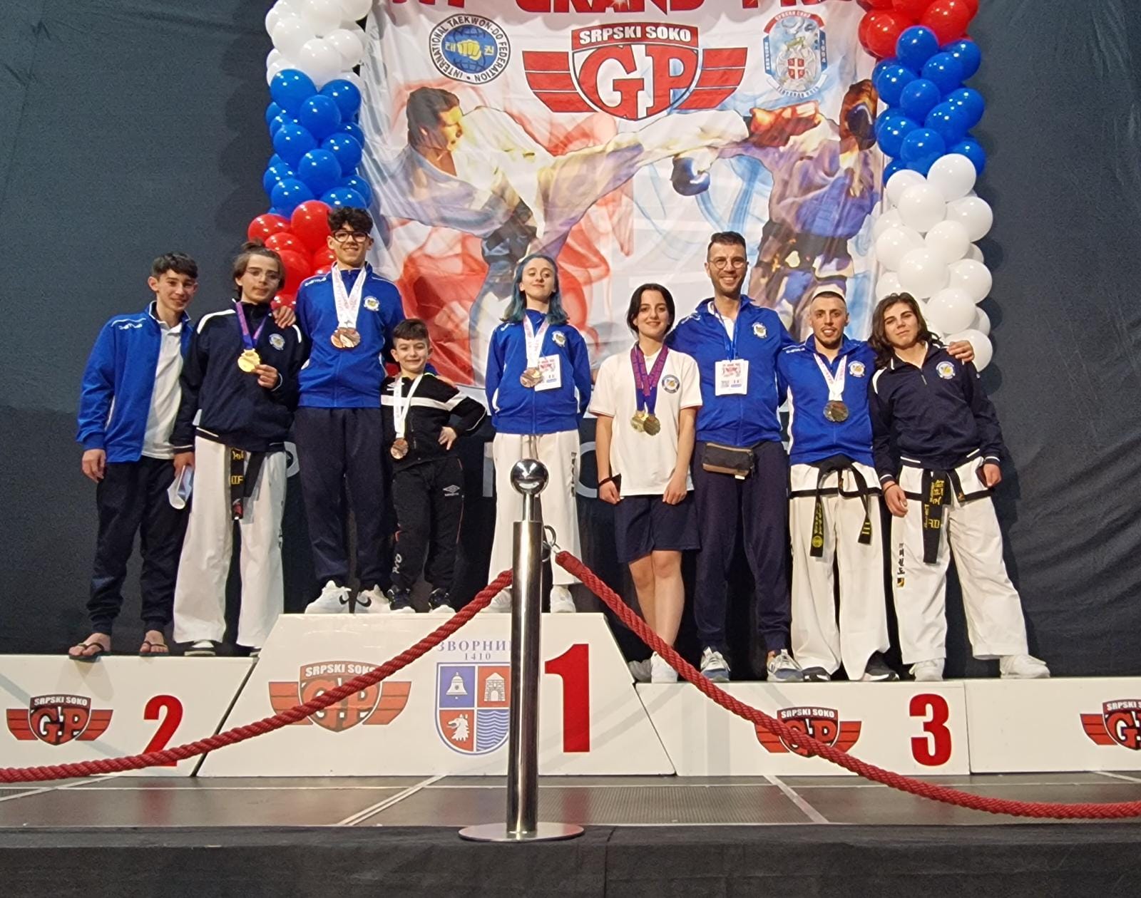 Scopri di più sull'articolo L’Italia del taekwondo conquista 10 medaglie in Bosnia. Sugli scudi Leonilde Rubino e gli altri ragazzi di Barletta, Andria e Trani