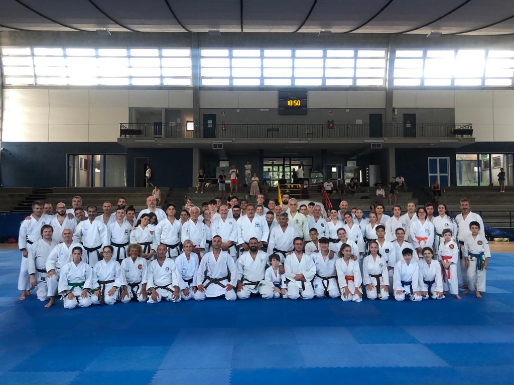 Scopri di più sull'articolo Karate: gli esami finali di Chianciano Terme hanno espresso un livello altissimo di preparazione