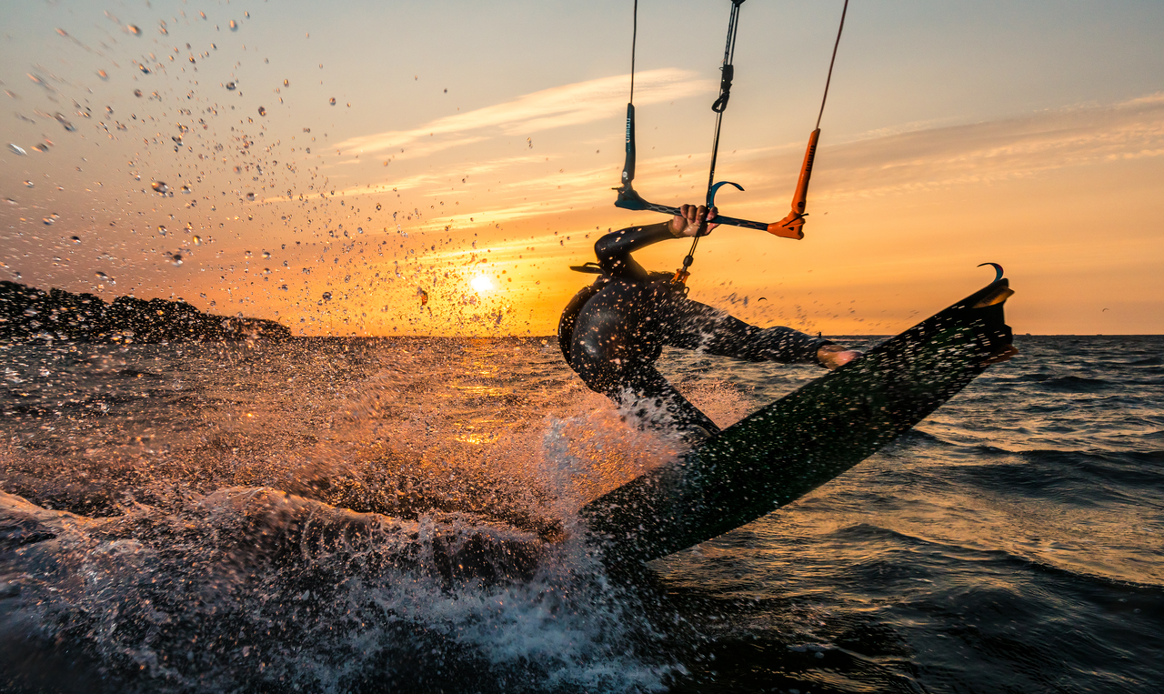 Scopri di più sull'articolo Big Air, Kitesurf: la gara ufficiale in Sicilia orientale