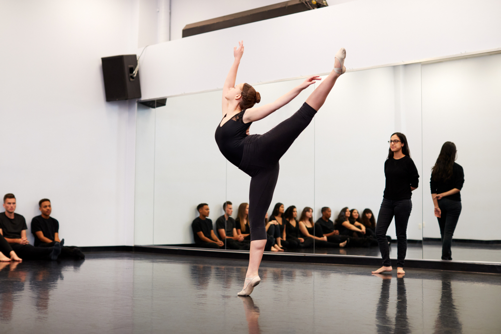 Scopri di più sull'articolo A Napoli parte il Corso di Alta Specializzazione per ballerine e ballerini