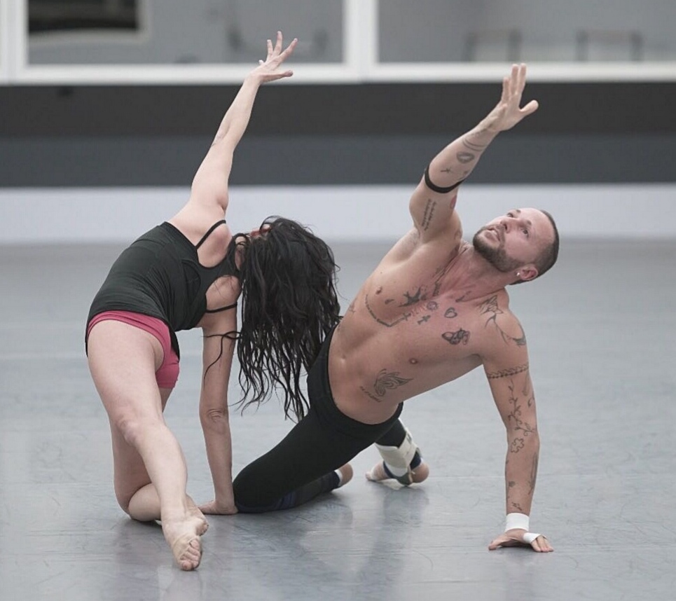 Scopri di più sull'articolo Sarà Ivan Cottini, il ballerino di “Amici” affetto da sclerosi multipla, a chiudere la rassegna “Danzando con il Cuore”
