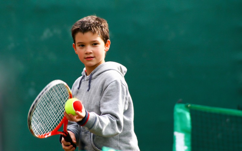 Scopri di più sull'articolo Insieme per i bambini dell’UNITALSI, l’iniziativa di OPES Bat, Ad Sport e Tennis Village Pietro Mennea