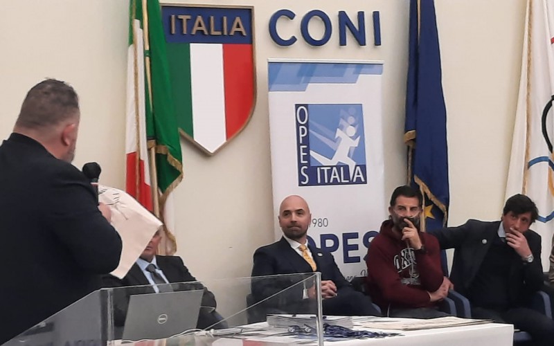 Scopri di più sull'articolo Campionato Nazionale o Italiano? Qual è l’aggettivo corretto?