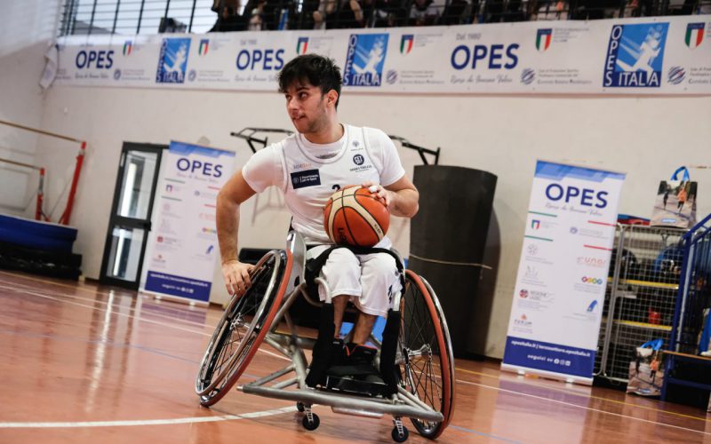 Scopri di più sull'articolo Domenica 26 novembre si gioca il Trofeo OPES Insieme 2023 di basket in carrozzina