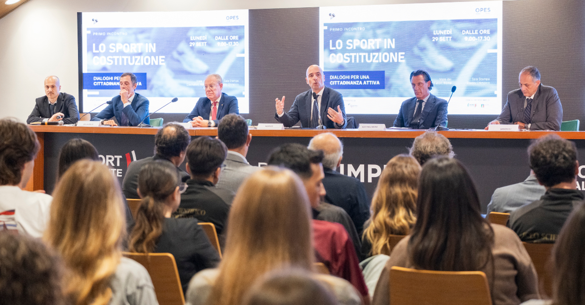 Scopri di più sull'articolo Il 21 ottobre secondo appuntamento de “Lo Sport in Costituzione: Dialoghi per un Cittadinanza Attiva”