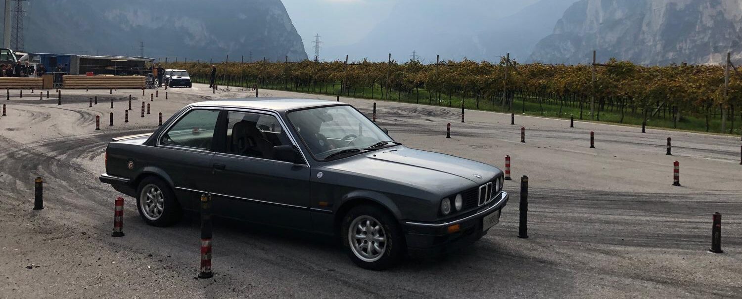 Scopri di più sull'articolo Adrenalina a mille per il “Trofeo Rover Sprint” delle auto gimkana