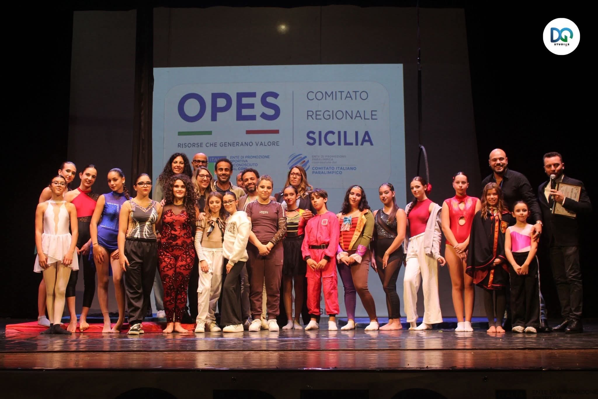 il momento finale dell'evento di danza di Andrea Patti e Salvatore Grasso