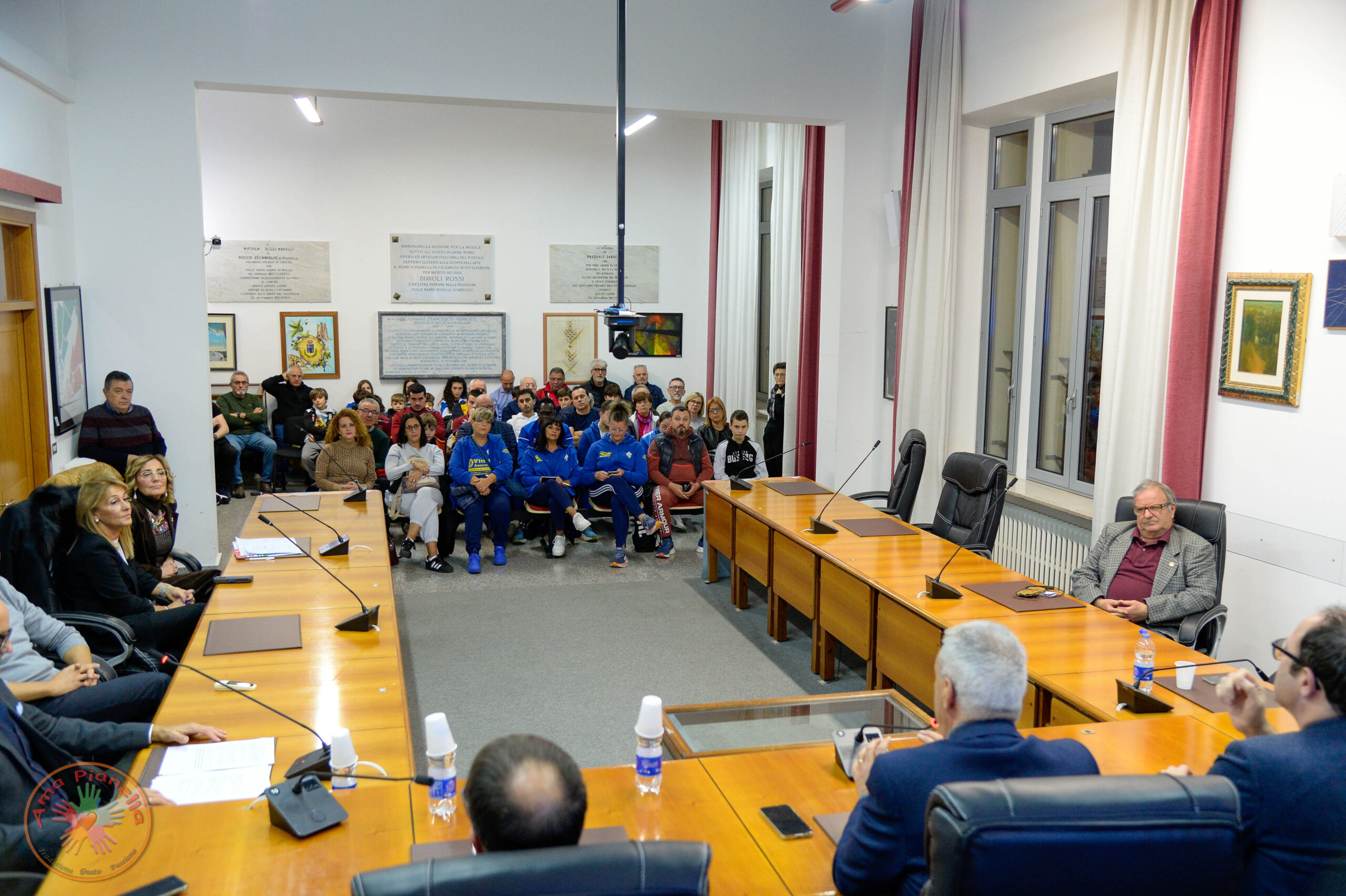 Scopri di più sull'articolo Grande partecipazione di pubblico a “Insieme si vince”, il convegno di Pianella per la giornata mondiale del 20 novembre