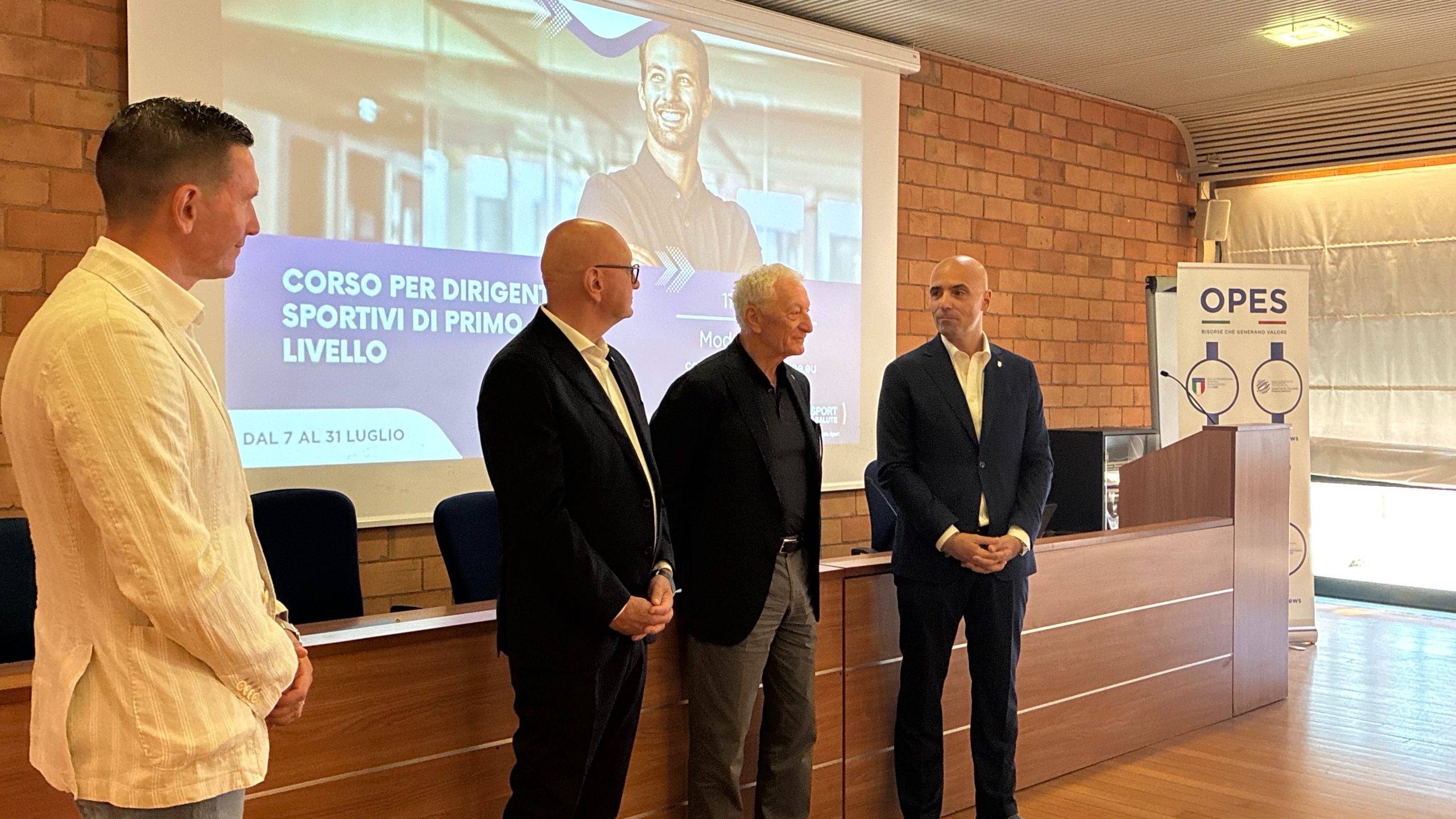Scopri di più sull'articolo Concluso il 1° Corso per Dirigenti Sportivi OPES. Le voci del presidente di OPES, Juri Morico, e del numero uno del CONI, Luciano Buonfiglio